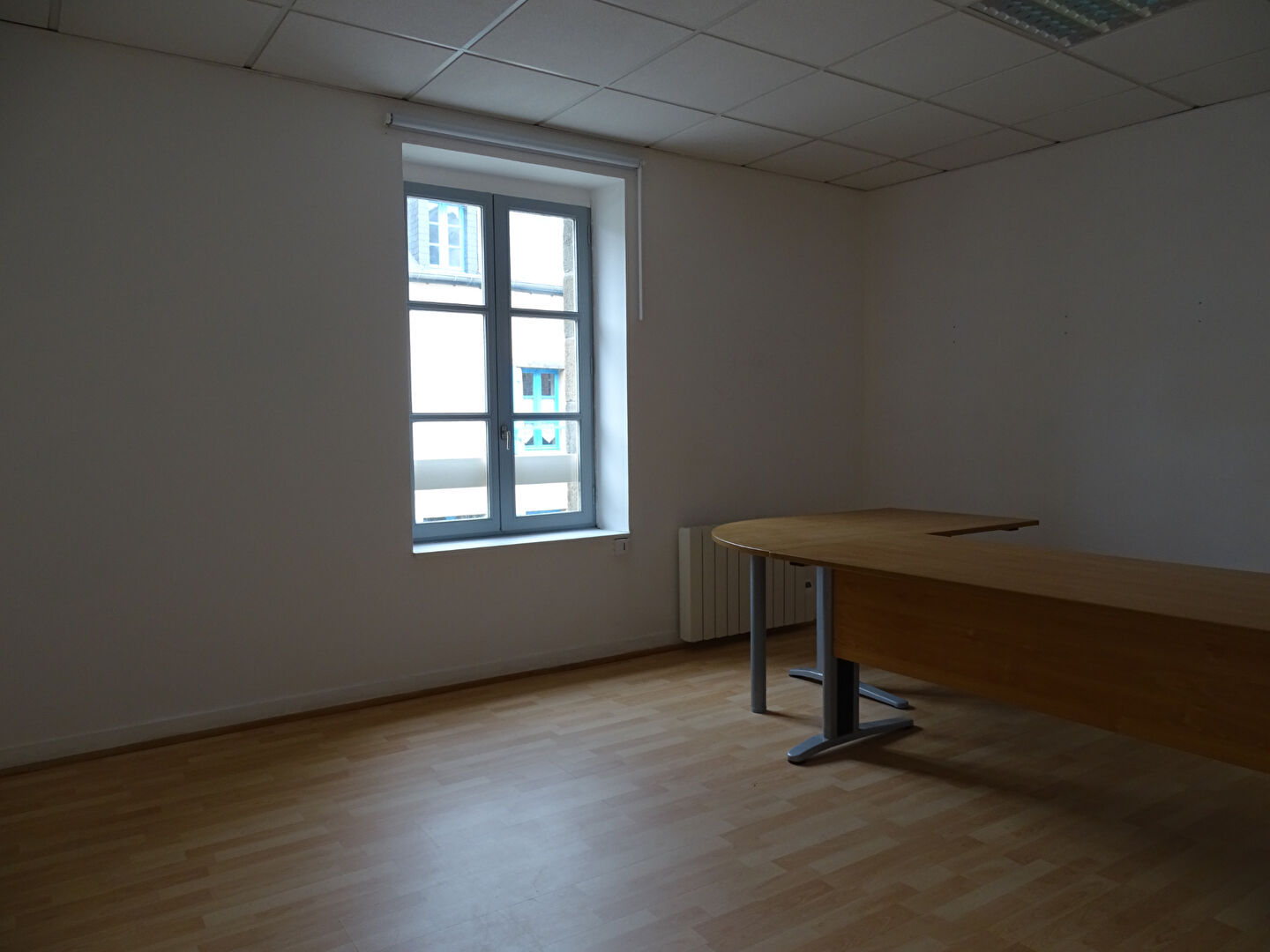 Bureaux Combourg 2 pièce(s) 40 m2 Bureaux Combourg 2 pièce(s) 40 m2