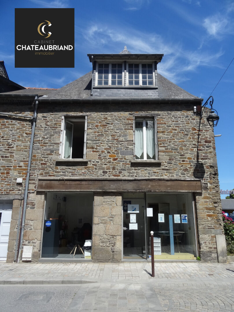 LOCAL COMMERCIAL - CENTRE DOL DE BRETAGNE - 60 m² LOCAL COMMERCIAL - CENTRE DOL DE BRETAGNE - 60 m²
