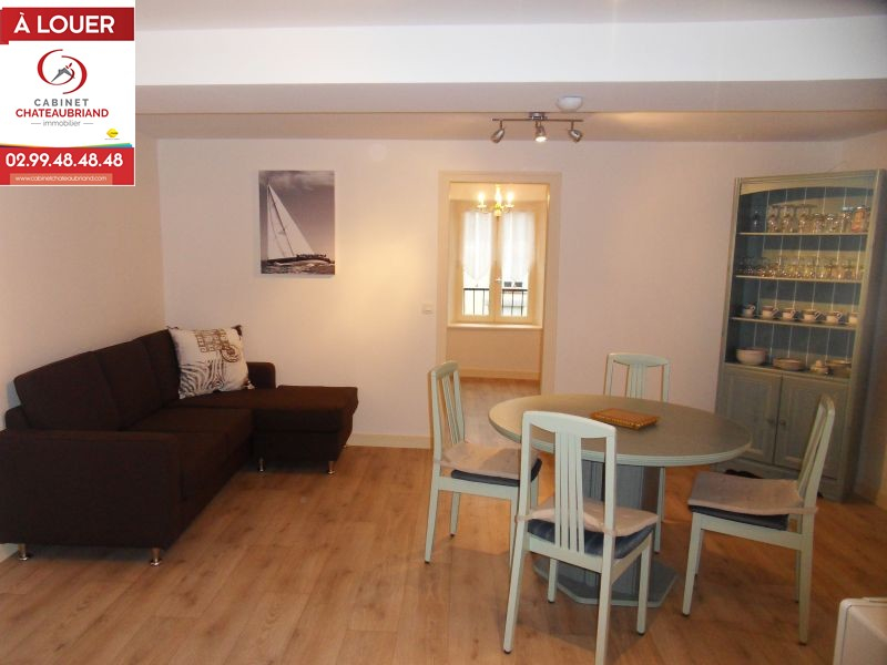 A LOUER - DOL DE BRETAGNE - T2 MEUBLE - 38 m² - CAVE COMMUNE A LOUER - DOL DE BRETAGNE - T2 MEUBLE - 38 m² - CAVE COMMUNE