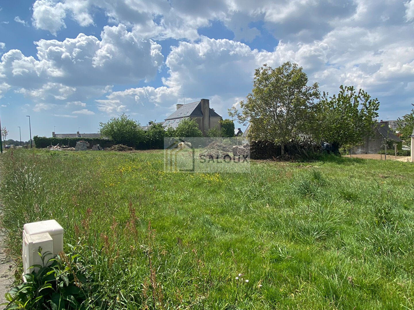 VENTE TERRAIN NOYAL-MUZILLAC BOURG - 444m² VENTE TERRAIN NOYAL-MUZILLAC BOURG - 444m²