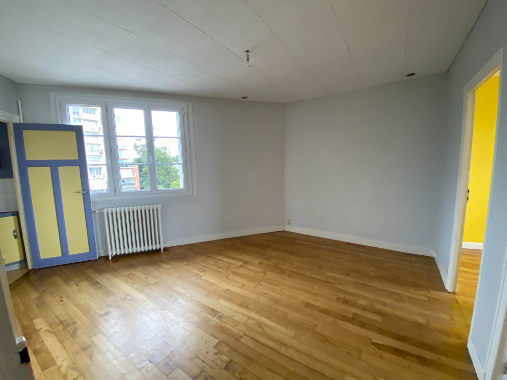 Appartement 3 pièce(s) 44,59m2 CENTRE LES QUAIS Appartement 3 pièce(s) 44,59m2 CENTRE LES QUAIS