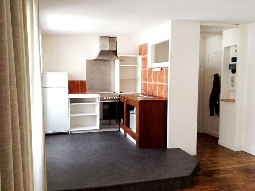 T2 - A LOUER - RUE LATOUCHE TREVILLE - 49M² T2 - A LOUER - RUE LATOUCHE TREVILLE - 49M²