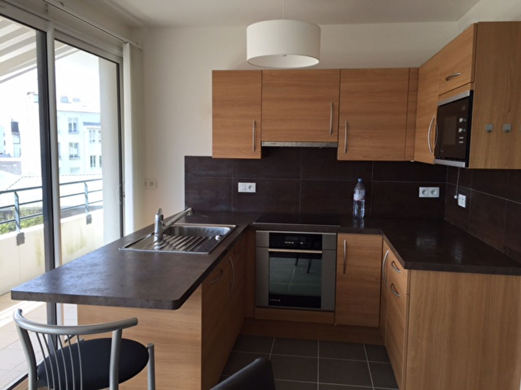 T3 - Place des Delisseurs - 57.46 m² T3 - Place des Delisseurs - 57.46 m²