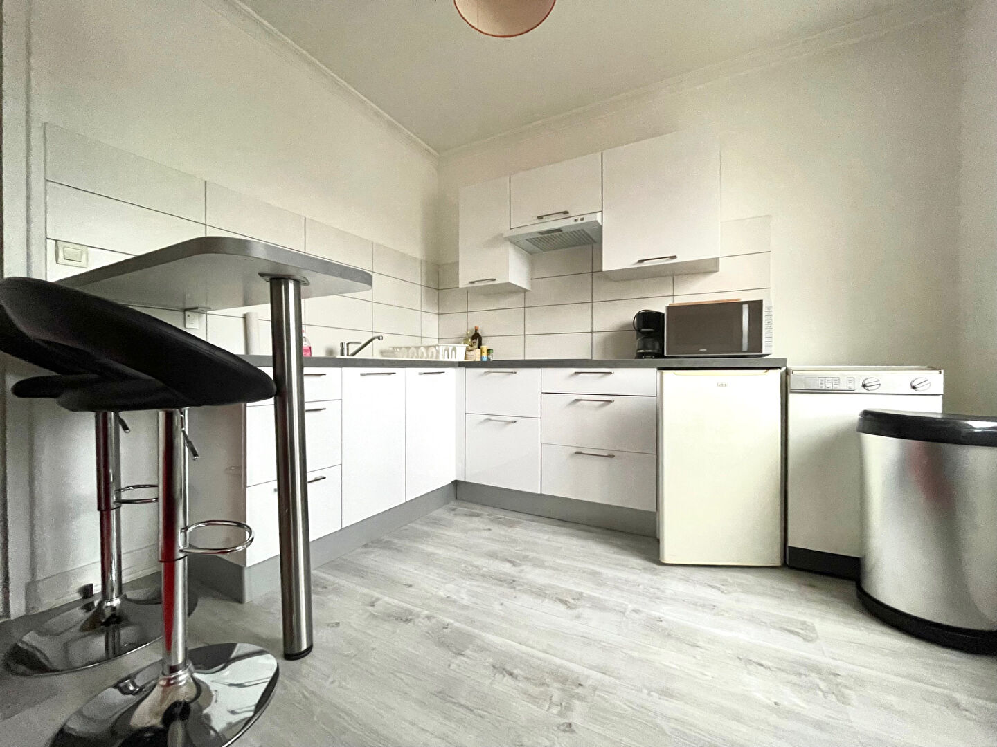 T1 BIS MEUBLE - RUE LANGEVIN - 36.50 m² T1 BIS MEUBLE - RUE LANGEVIN - 36.50 m²