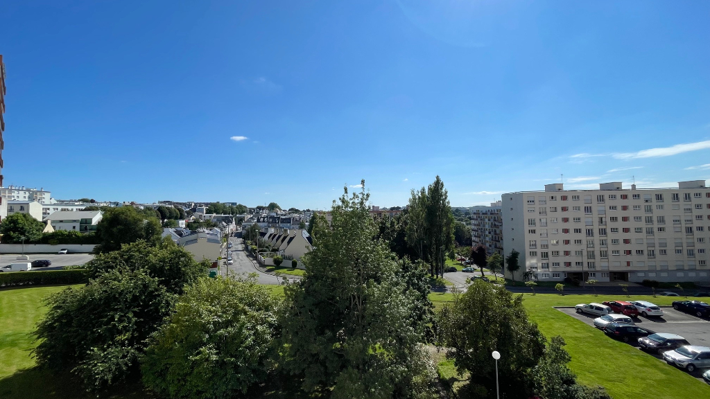 T4 - KERICHEN - ASCENSEUR - GARAGE - 79M² T4 - KERICHEN - ASCENSEUR - GARAGE - 79M²
