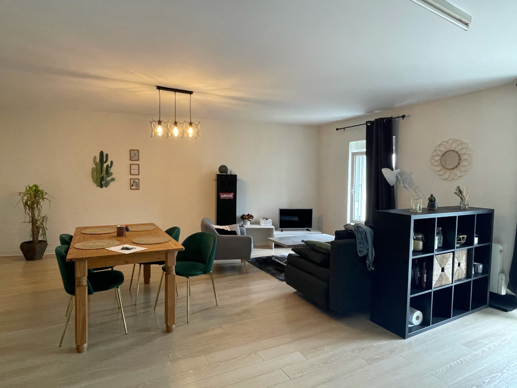 A LOUER APPARTEMENT GUIPRY 35480 ILLE ET VILAINE BRETAGNE A LOUER APPARTEMENT GUIPRY 35480 ILLE ET VILAINE BRETAGNE