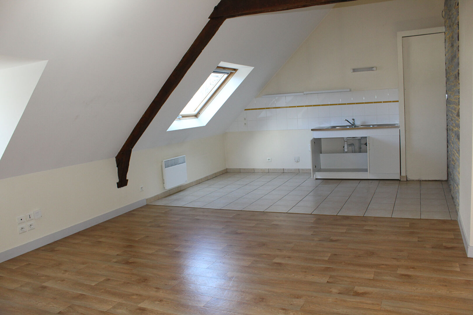 APPARTEMENT T3 A LOUER LA GACILLY 56200 MORBIHAN BRETAGNE APPARTEMENT T3 A LOUER LA GACILLY 56200 MORBIHAN BRETAGNE