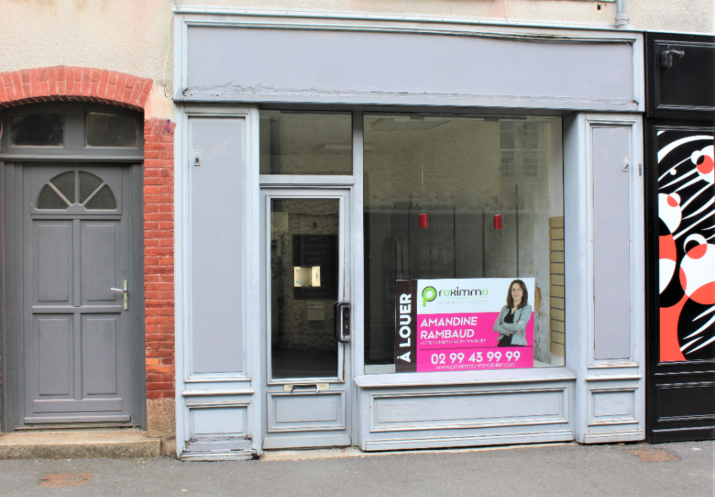 A LOUER CENTRE VILLE LOCAL COMMERCIAL 35470 BAIN DE BRETAGNE A LOUER CENTRE VILLE LOCAL COMMERCIAL 35470 BAIN DE BRETAGNE