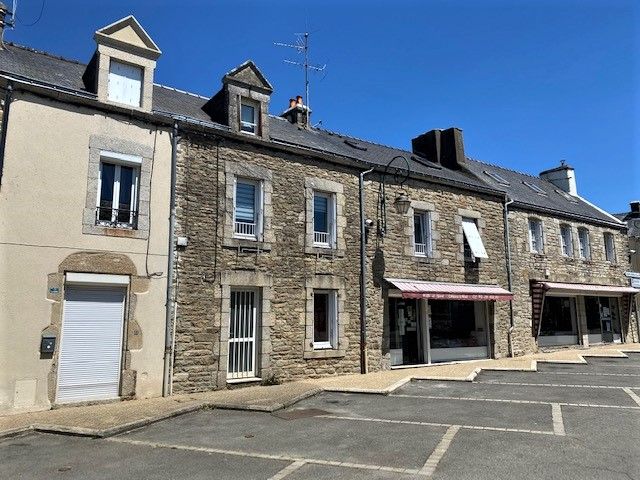 IMMEUBLE QUESTEMBERT 56230 MORBIHAN BRETAGNE IMMEUBLE QUESTEMBERT 56230 MORBIHAN BRETAGNE