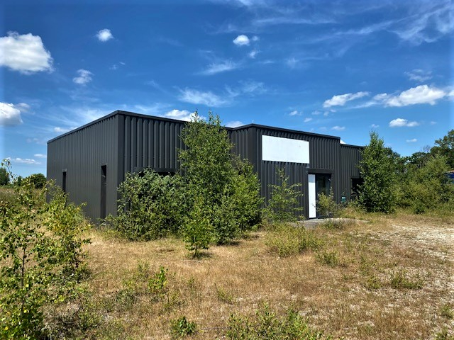 LOCAL COMMERCIAL BUREAUX QUESTEMBERT 56230 MORBIHAN BRETAGNE LOCAL COMMERCIAL BUREAUX QUESTEMBERT 56230 MORBIHAN BRETAGNE