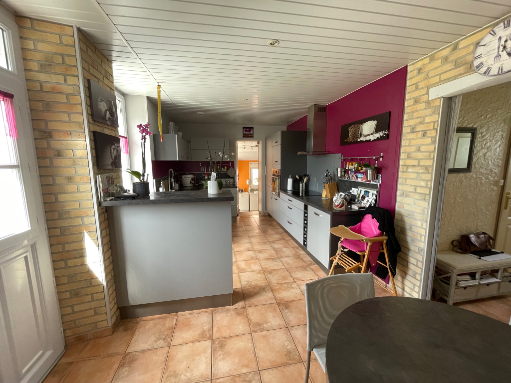 Maison Saint Dolay 4 pièce(s) 115 m2 Maison Saint Dolay 4 pièce(s) 115 m2