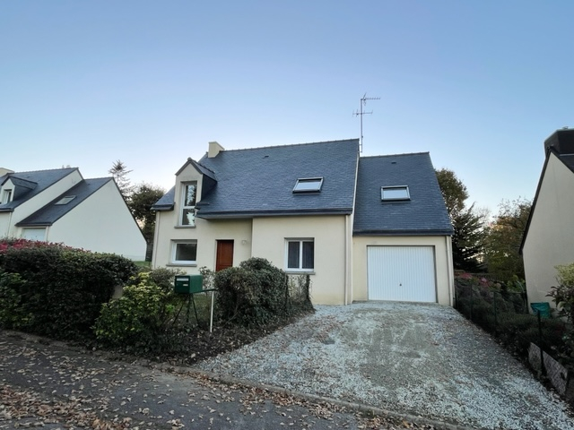 MAISON BOURG DES COMPTES PROCHE BOURG T6 MAISON BOURG DES COMPTES PROCHE BOURG T6