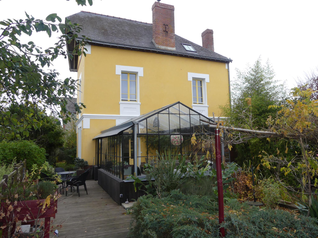 Maison Redon 8 pièce(s) 190 m2 Maison Redon 8 pièce(s) 190 m2