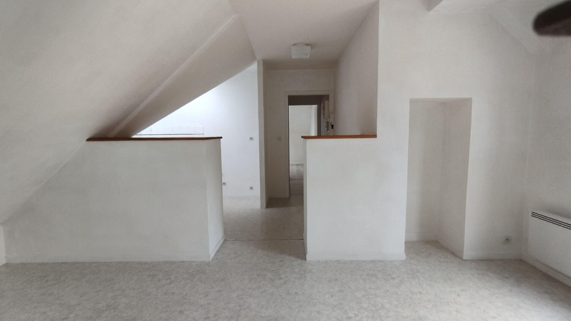 A LOUER APPARTEMENT LA GACILLY 56200 MORBIHAN BRETAGNE A LOUER APPARTEMENT LA GACILLY 56200 MORBIHAN BRETAGNE