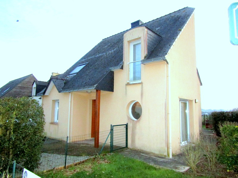 A VENDRE MAISON BOURG 4 chambres 35550 PIPRIAC A VENDRE MAISON BOURG 4 chambres 35550 PIPRIAC