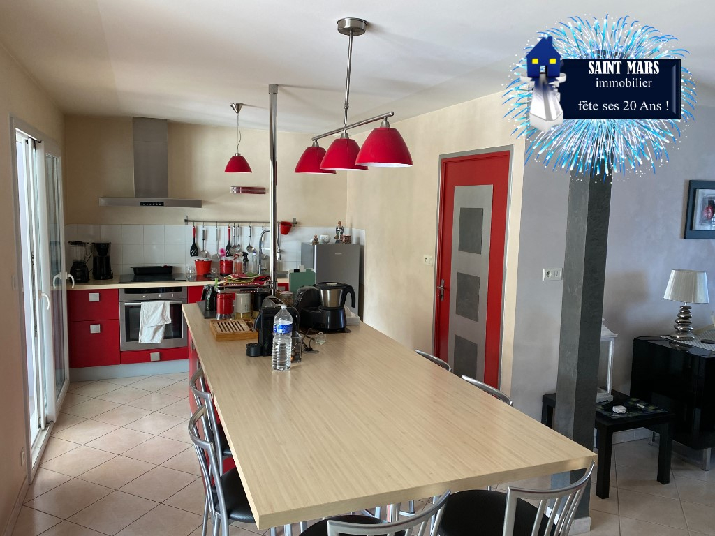 5 CH PROCHE ANCENIS, AVEC PISCINE 5 CH PROCHE ANCENIS, AVEC PISCINE