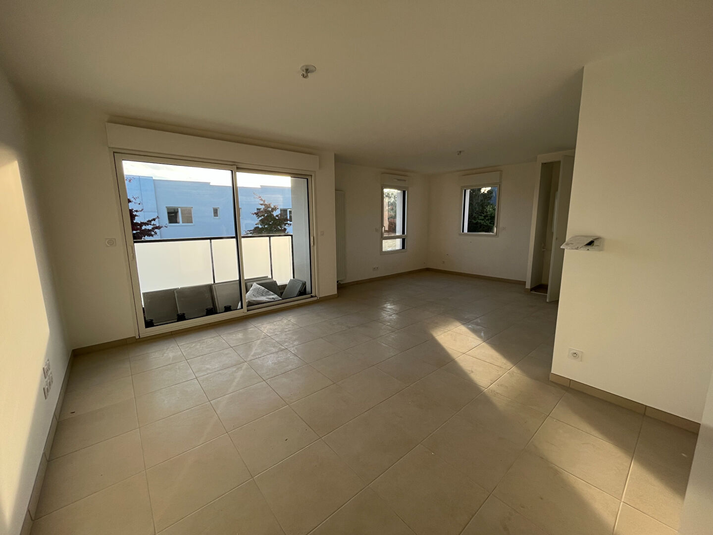 PLEIN BOURG APPARTEMENT NEUF 2 CH PLEIN BOURG APPARTEMENT NEUF 2 CH