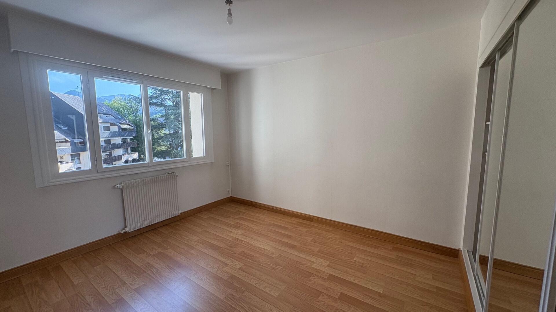 Photo location T3 + cuisine + cave (79 m²) à ALBERTVILLE image 3/6