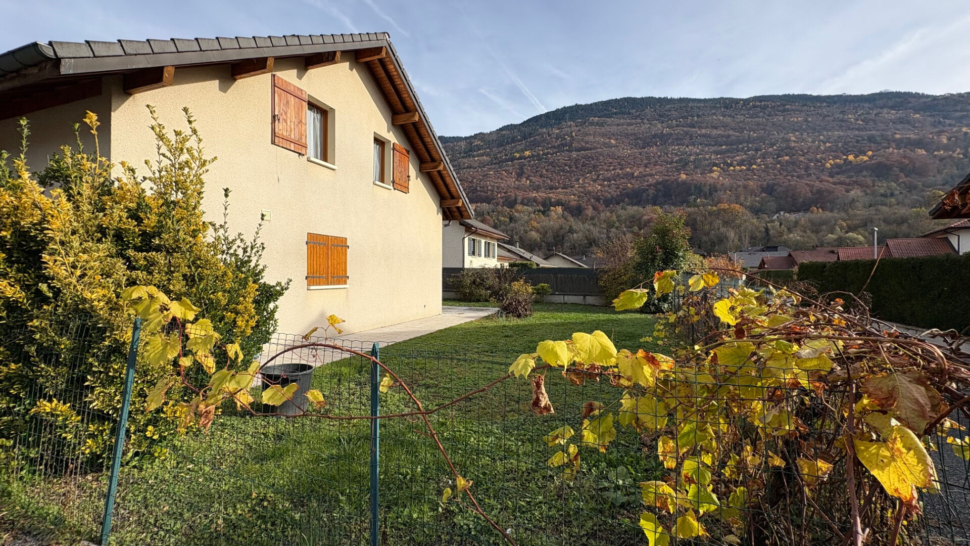 Photo Maison jumelée Grignon 4 pièce(s) image 1/6