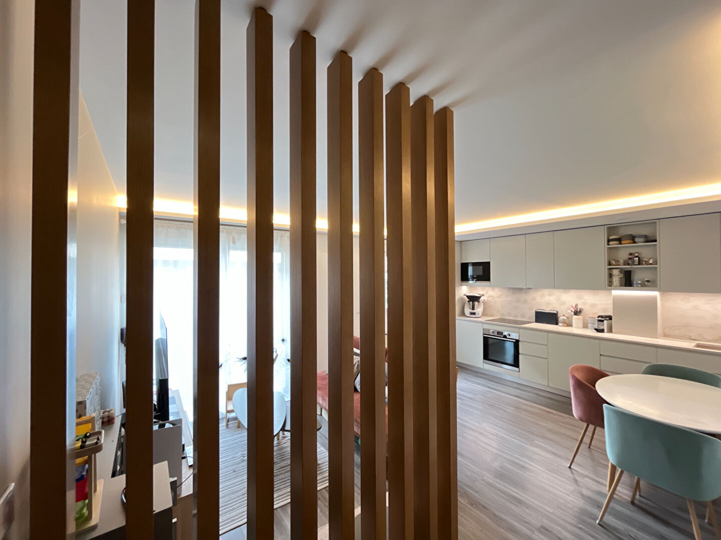 Photo !! DUPLEX REZ-DE-JARDIN - 3 PIECES +TERRASSE + PARKING image 5/6