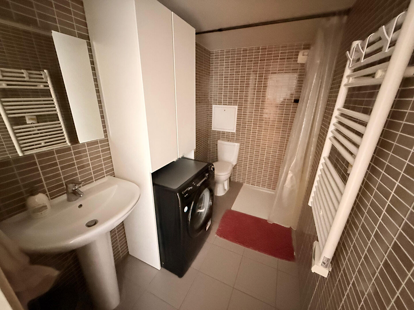 Photo NANTERRE / CHEMIN DE L'ILE /DUPLEX, 3 (PIECES) -MEUBLE 72 M2/ TERRASSE /PARKING image 6/6