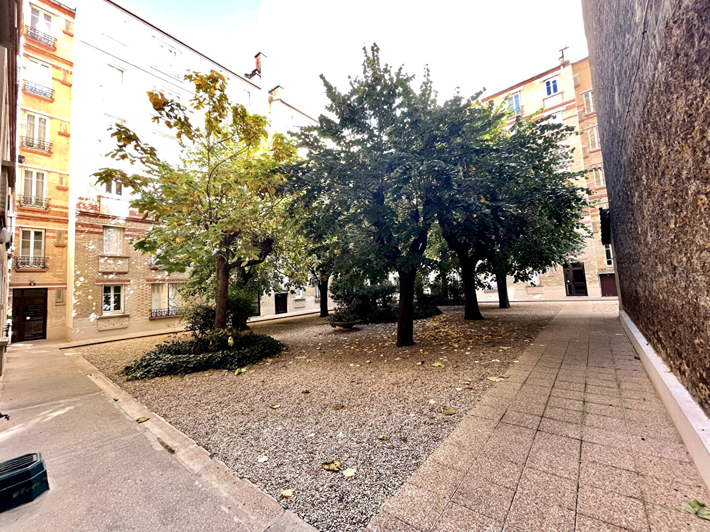 Photo Courbevoie - 2 pièces loué meublé image 3/6