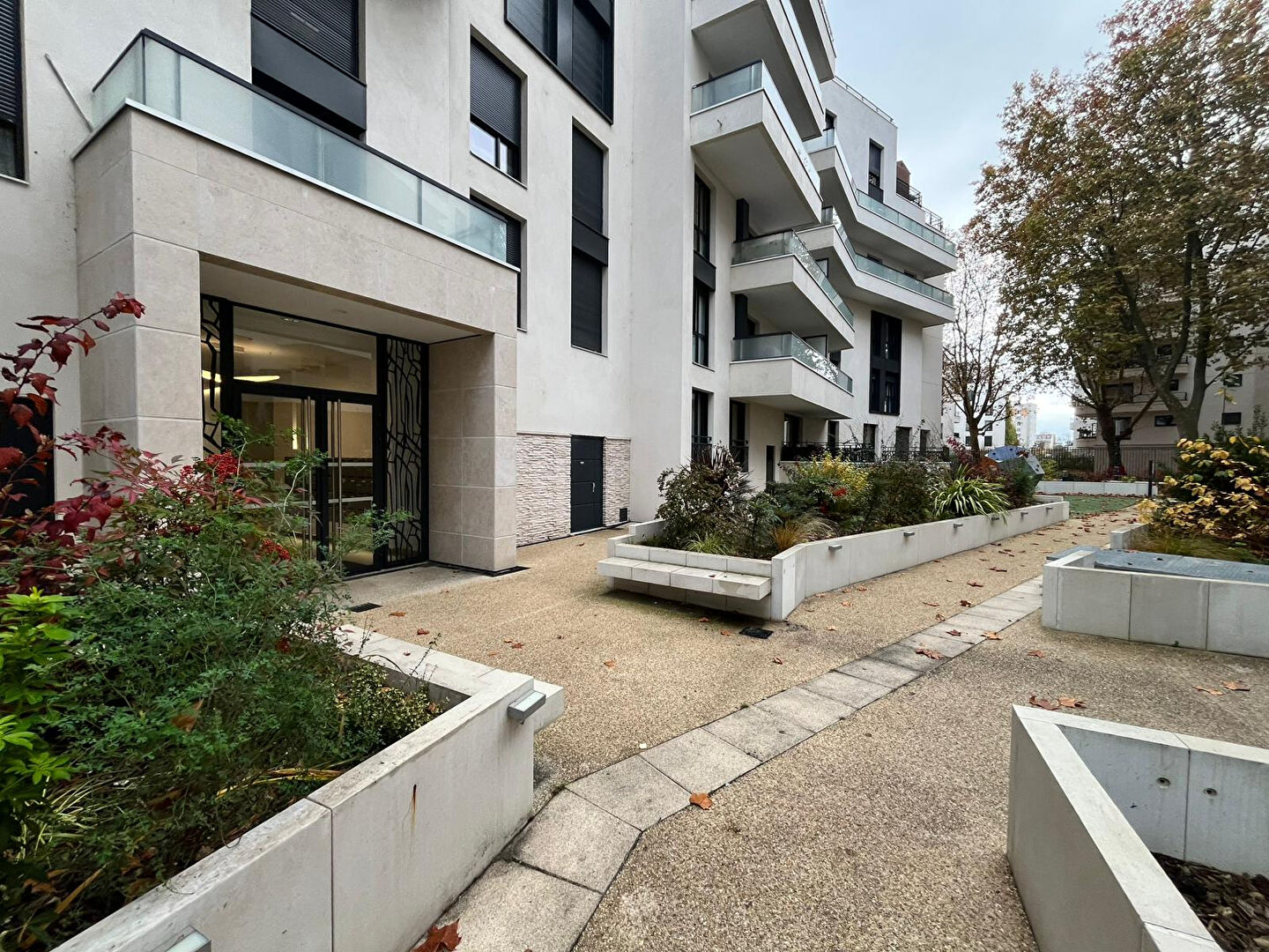 COLOMBES - ARC SPORTIF -  Appartement T1/2