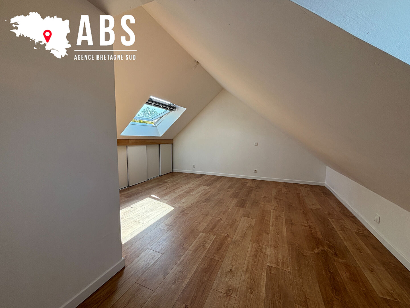 Maison T4 de 98m² dans le centre de SAINT-DOLAY