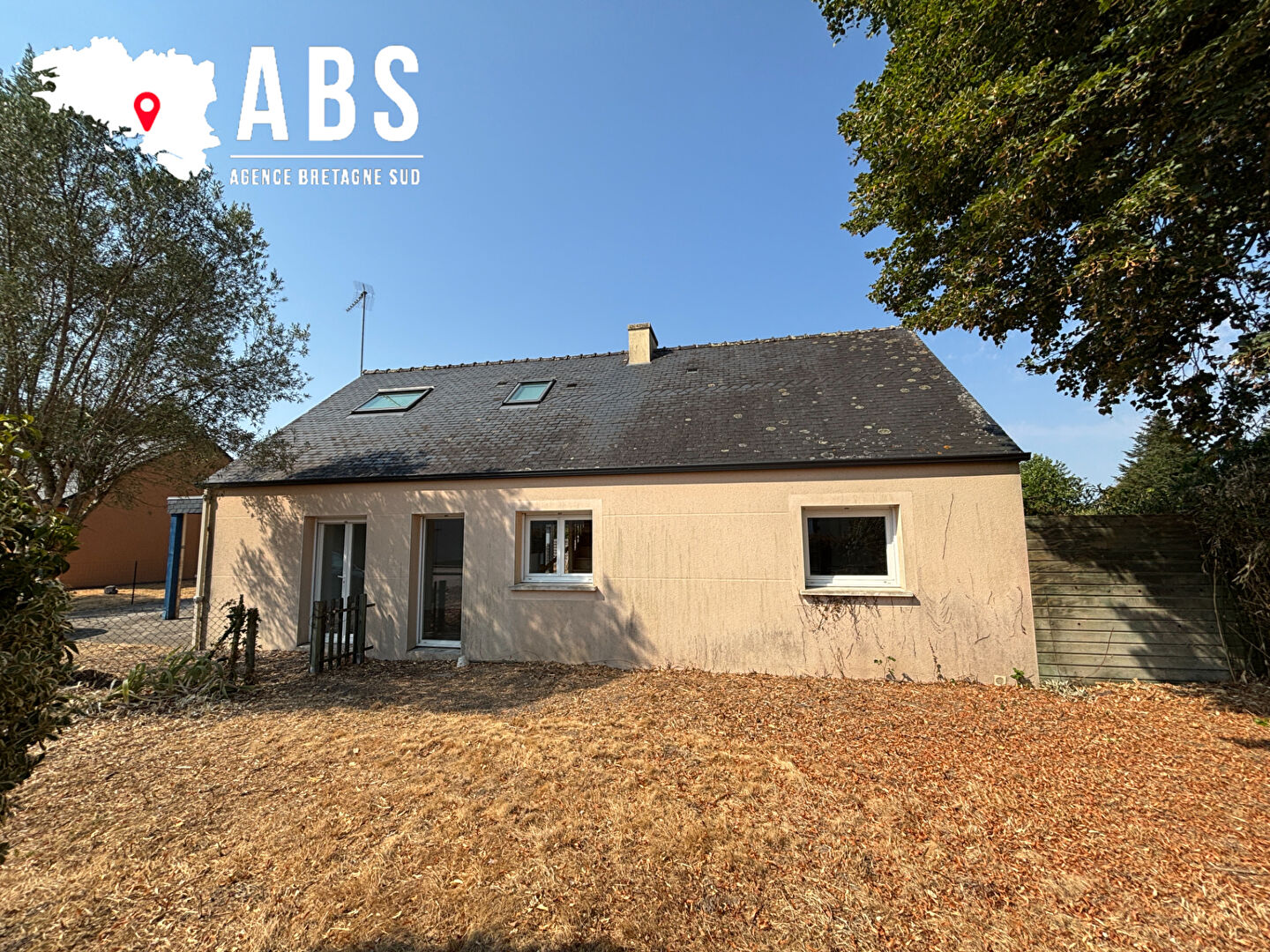 Maison T4 de 98m² dans le centre de SAINT-DOLAY