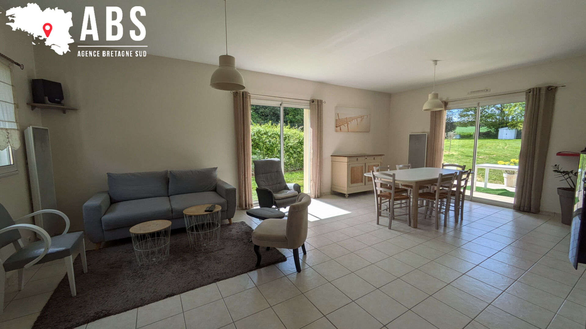 
Maison meublée T4 de 90m² à HERBIGNAC
