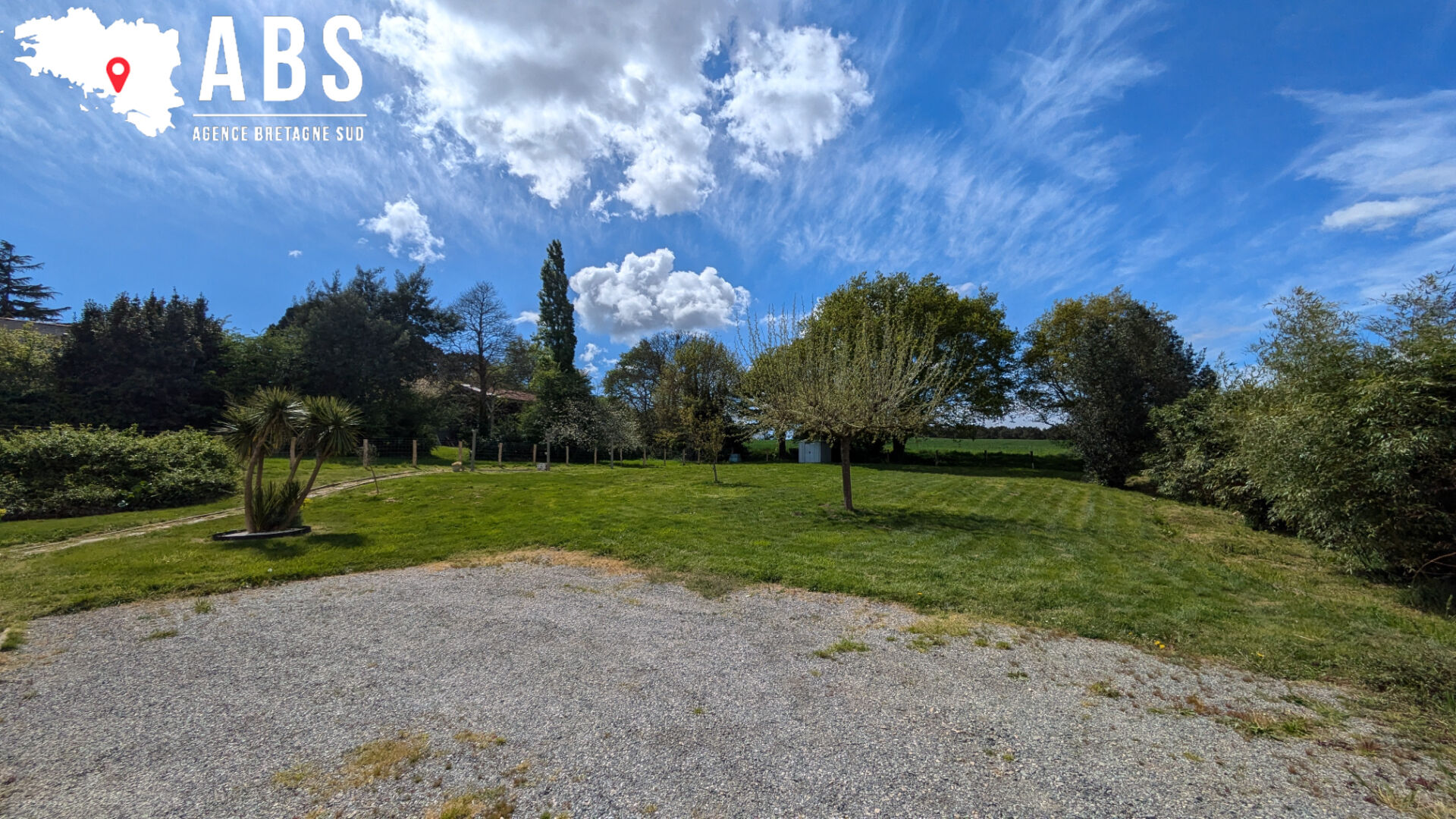 
Maison meublée T4 de 90m² à HERBIGNAC

