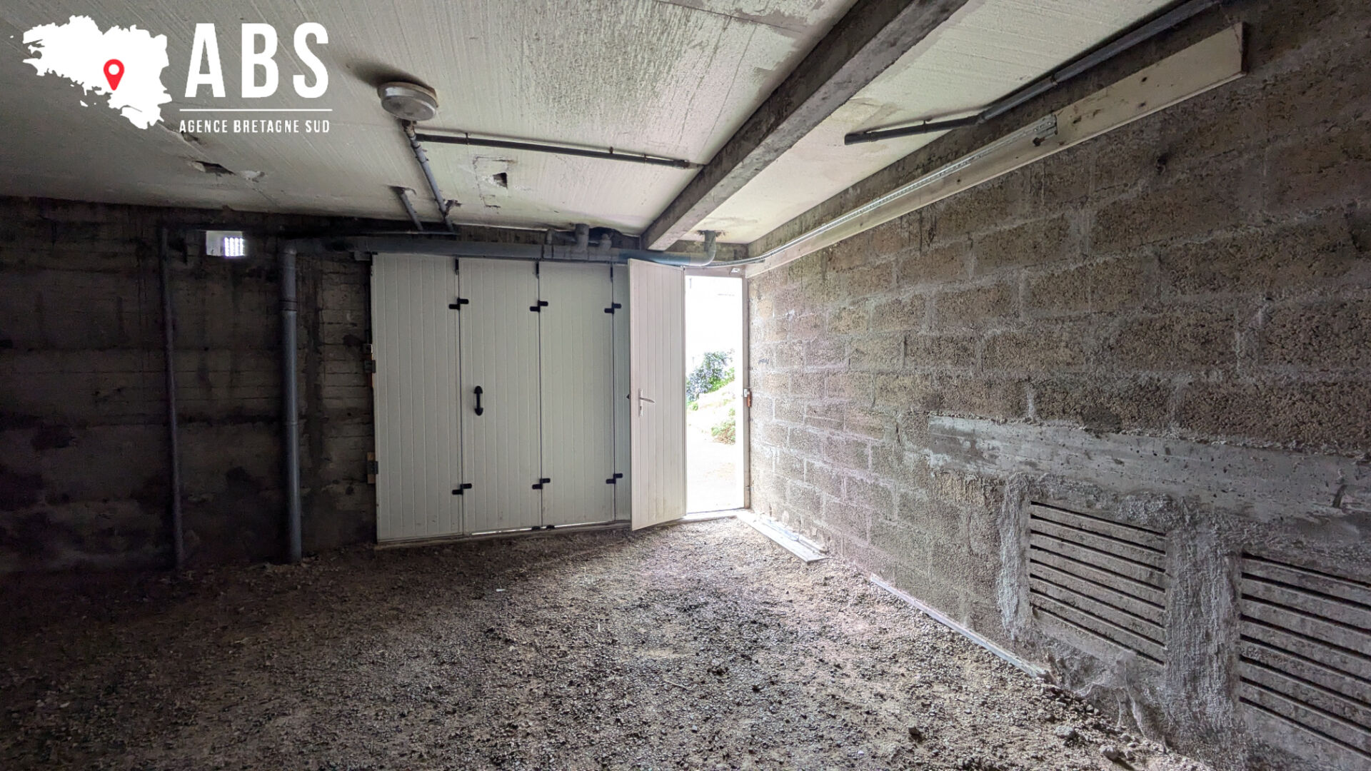 Emplacement de stationnement à LA ROCHE-BERNARD