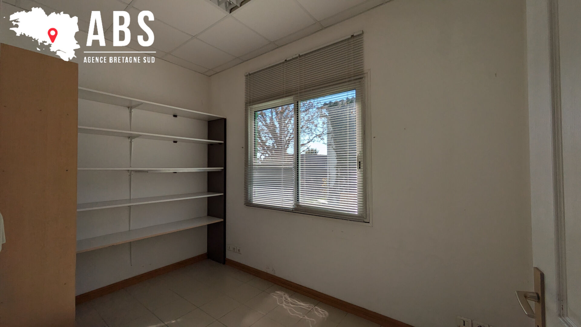 
Local commercial Nivillac 180 m2
