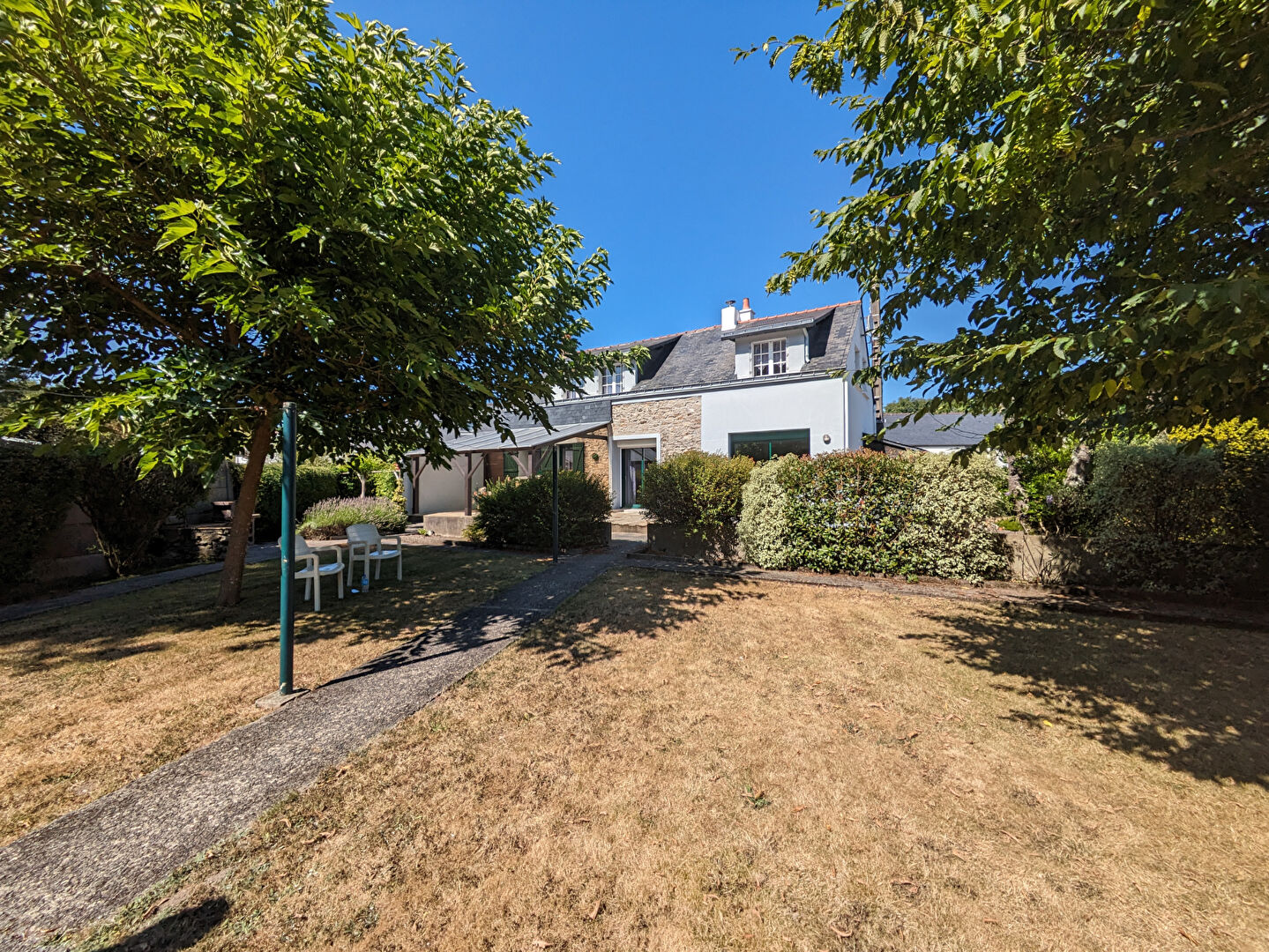 
LA CHAPELLE DES MARAIS
