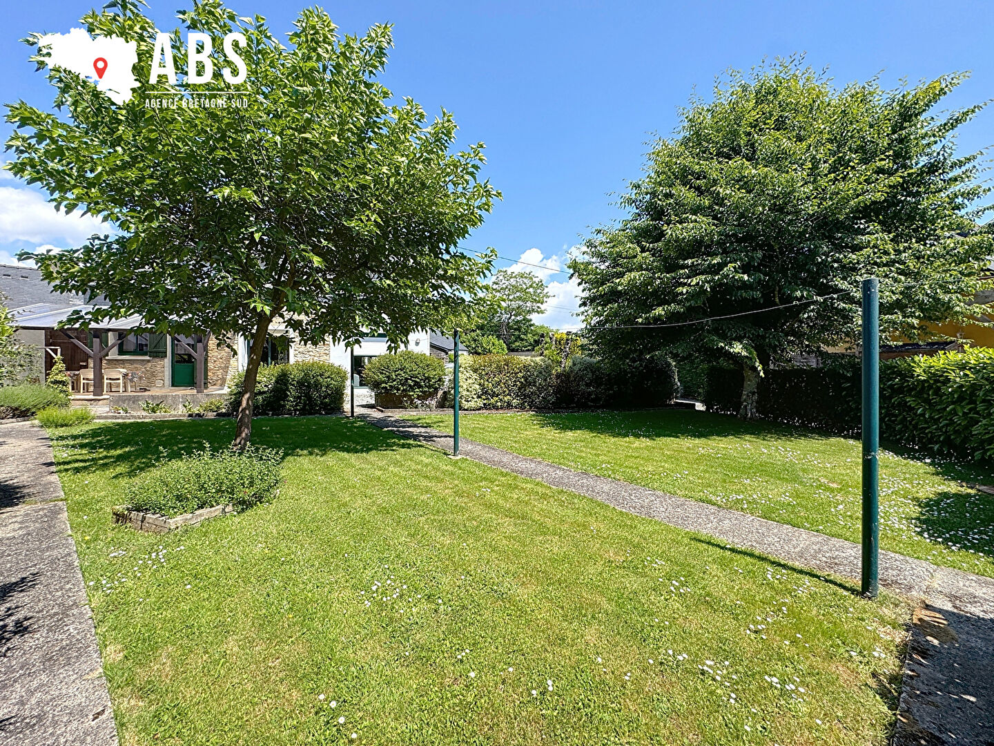 
LA CHAPELLE DES MARAIS
