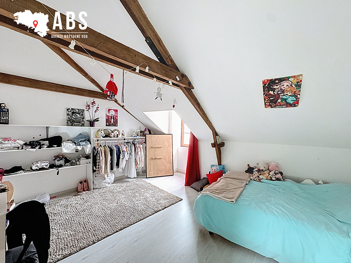 
LA ROCHE BERNARD, MAISON DE VILLE AVEC BEAU JARDIN ET GARAGE EN SOUS-SOL - BRETAGNE SUD - 15 MIN DES PLAGES
