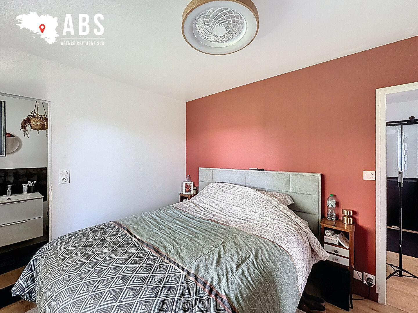 
Maison à FÉREL vue Vilaine et piscine chauffée
