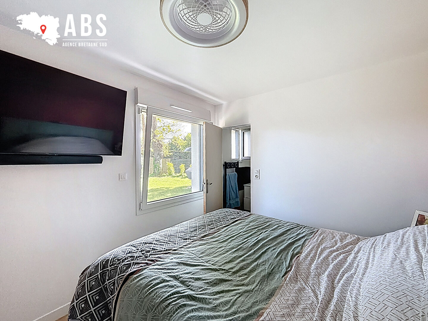 
Maison à FÉREL vue Vilaine et piscine chauffée
