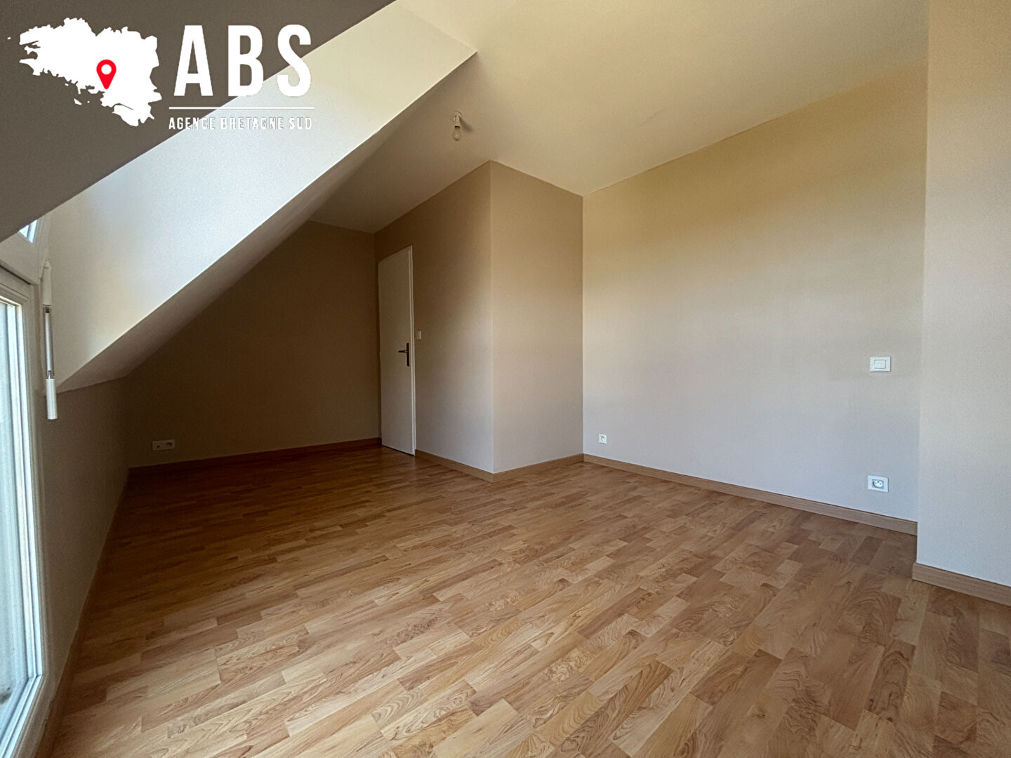 
Maison T5 de 98m² à ST-DOLAY
