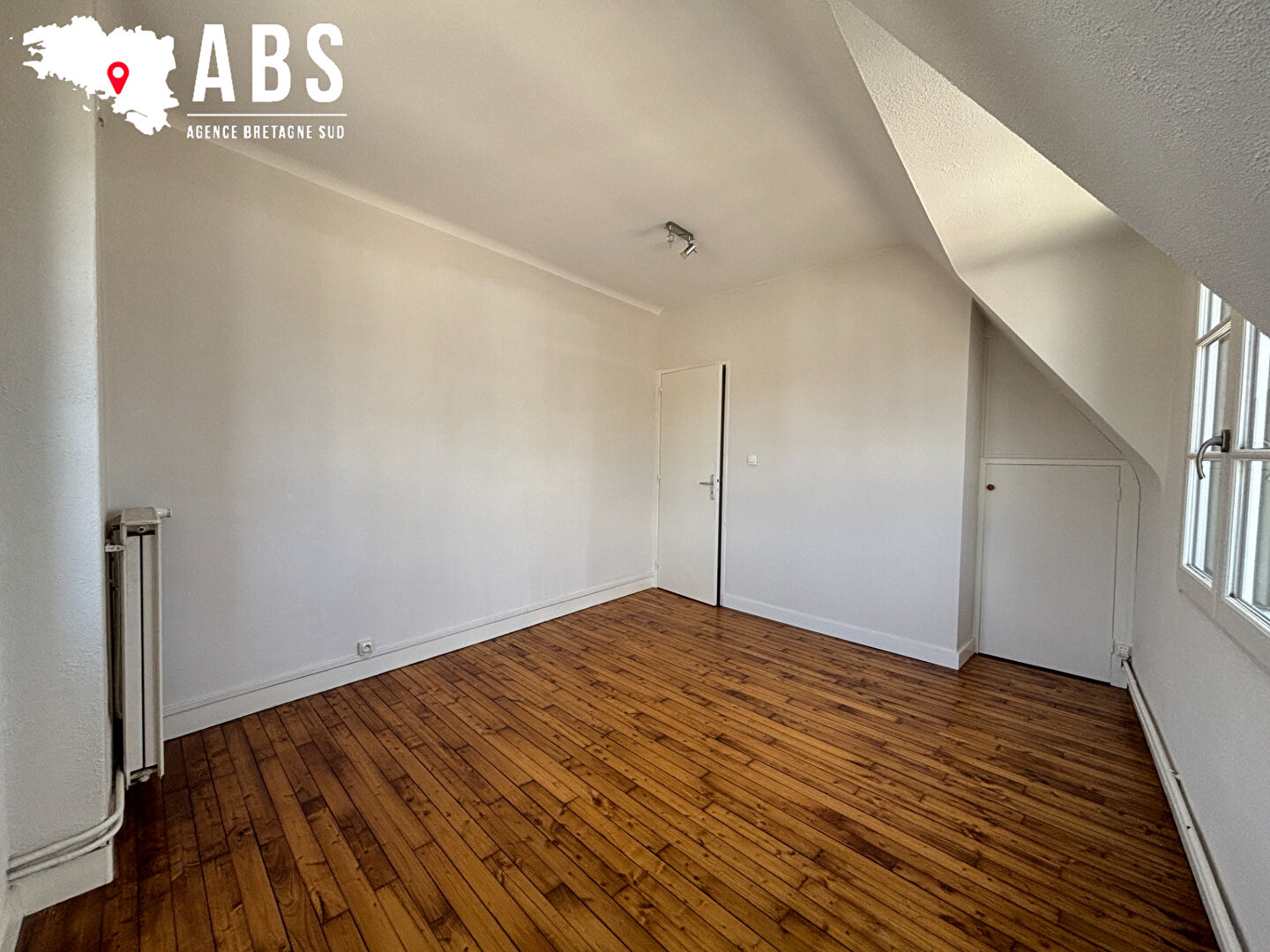 
Appartement T3 de 84.49m² en plein centre de LA ROCHE-BERNARD
