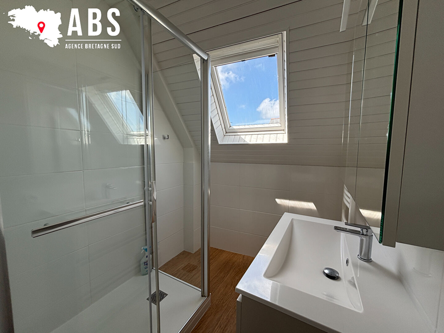 
Appartement T3 de 84.49m² en plein centre de LA ROCHE-BERNARD
