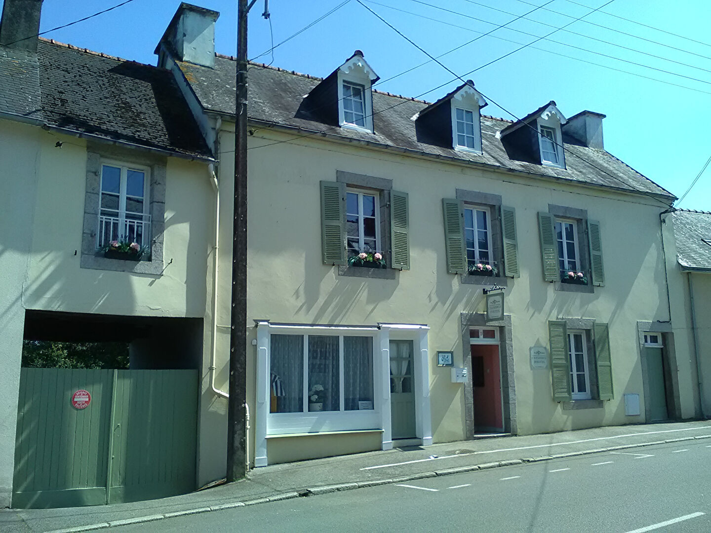 Photo Maison Chateauneuf Du Faou 7 pièce(s) 252 m2 image 1/6