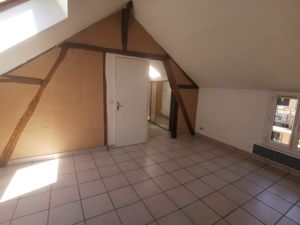 Photo Appartement Nogent Le Roi 2 pièces image 3/6