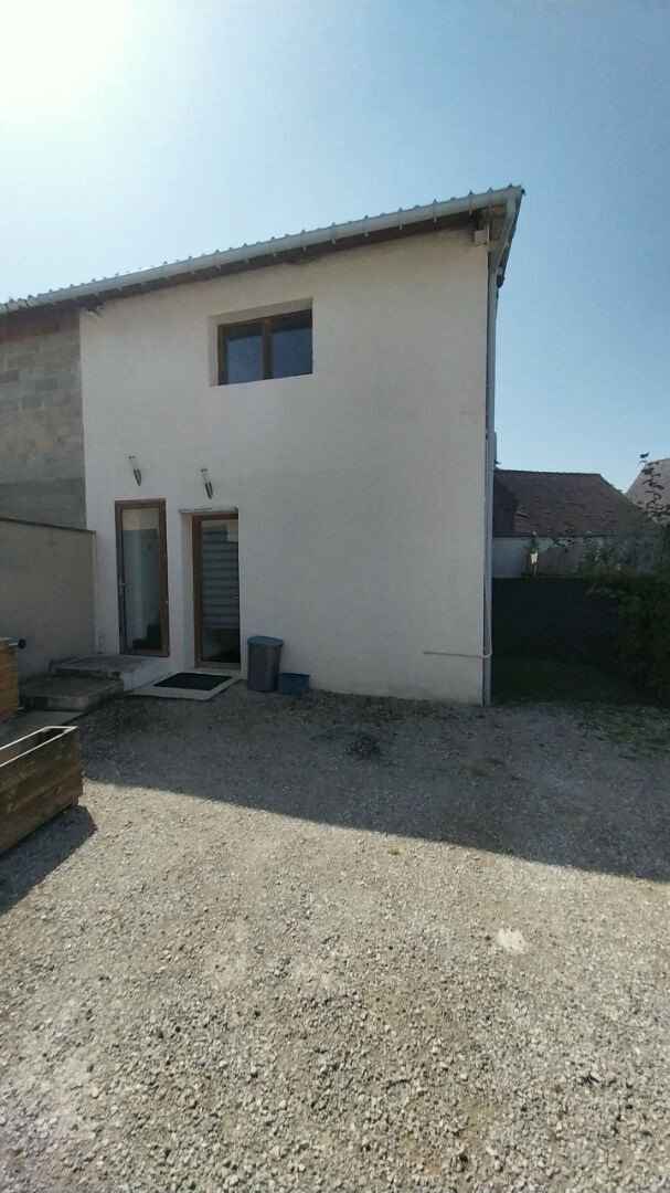 Photo Faverolles 2 pièces image 4/4