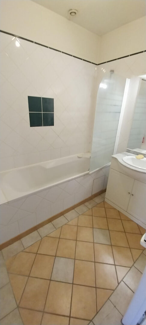 Photo Appartement  3 pièces 76 m2 image 5/6