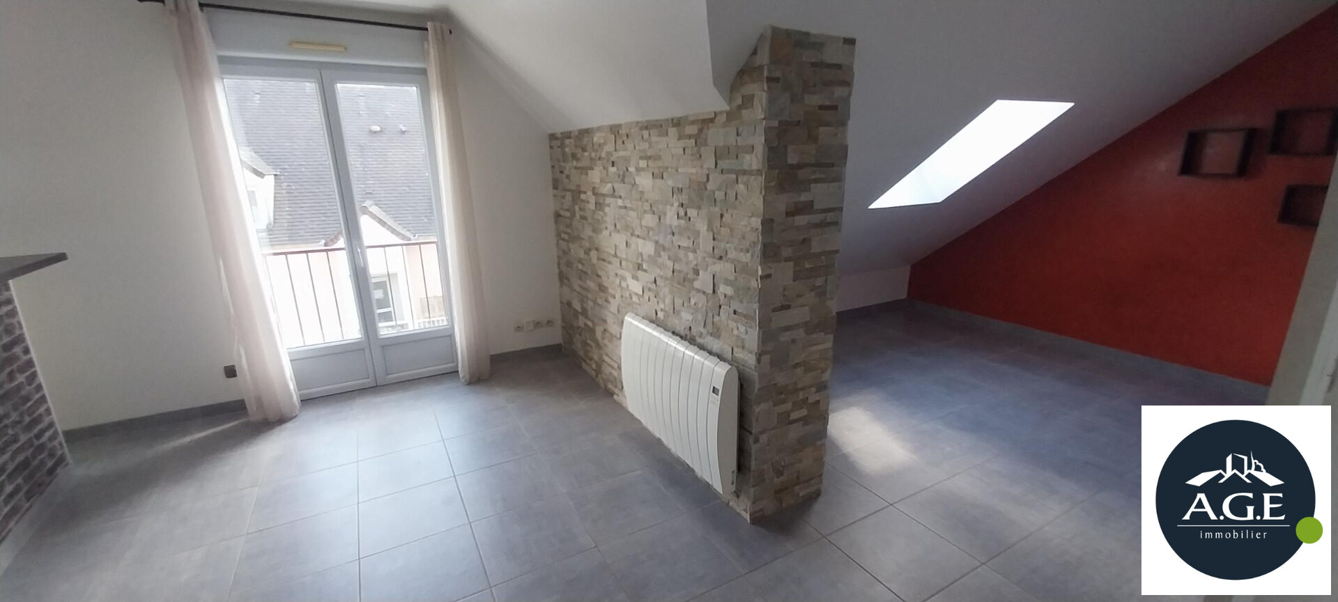 Photo Appartement Epernon 2 pièces 33 m2 image 1/6