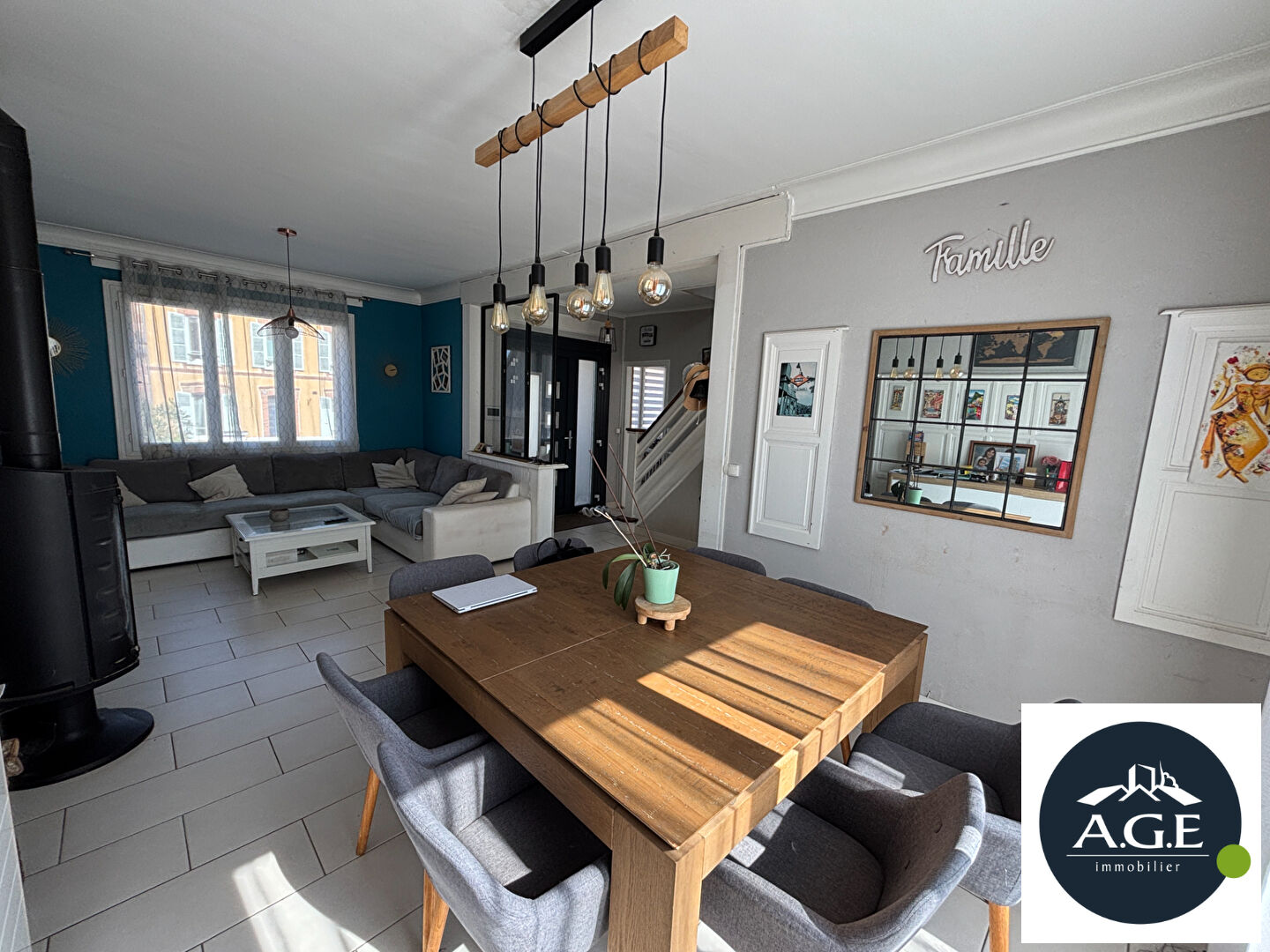 Photo Spacieuse Maison Familiale de 145 m² avec Dépendance et 3 Garages ! image 6/6