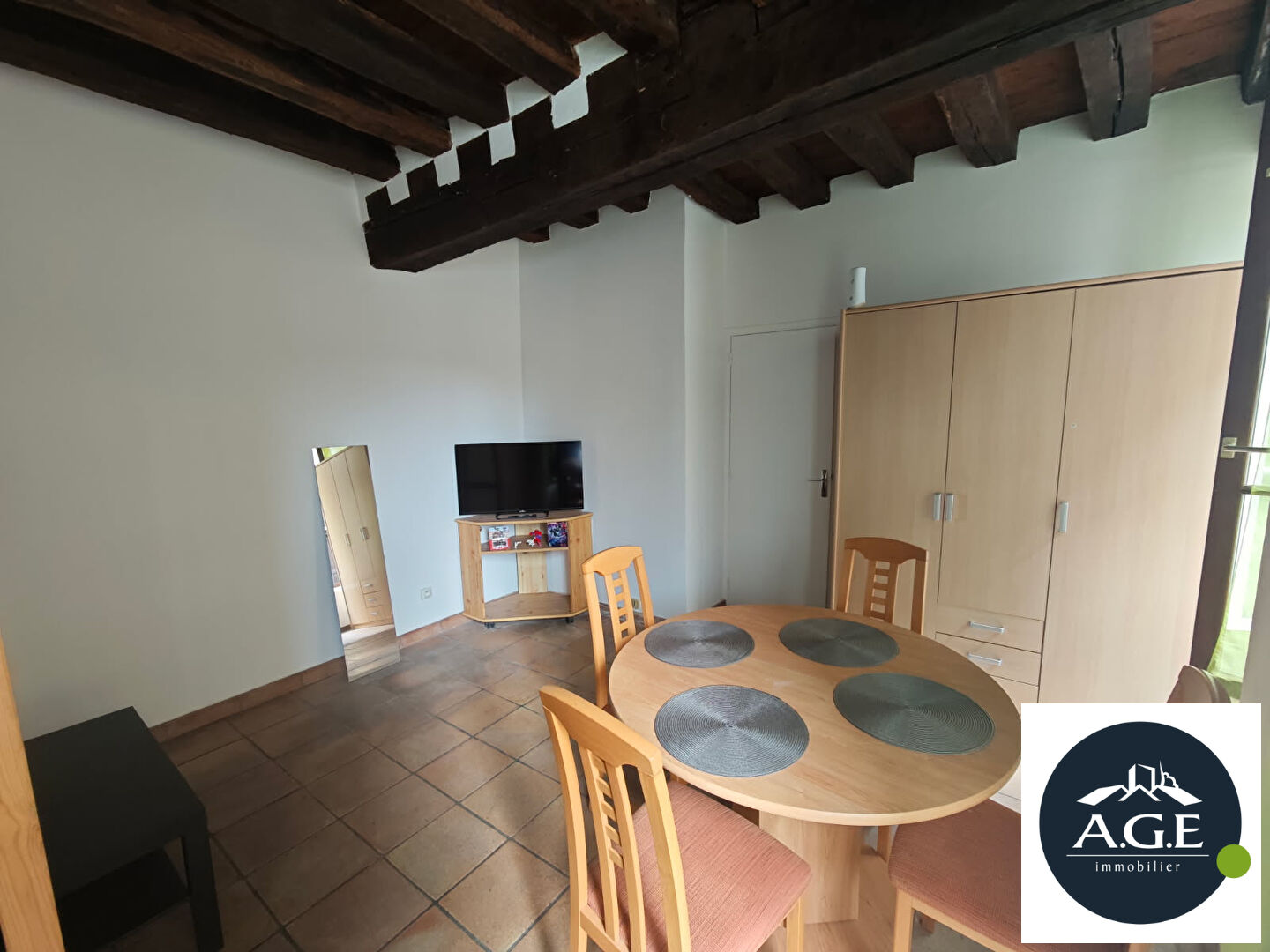 APPARTEMENT CENTRE VILLE GALLARDON