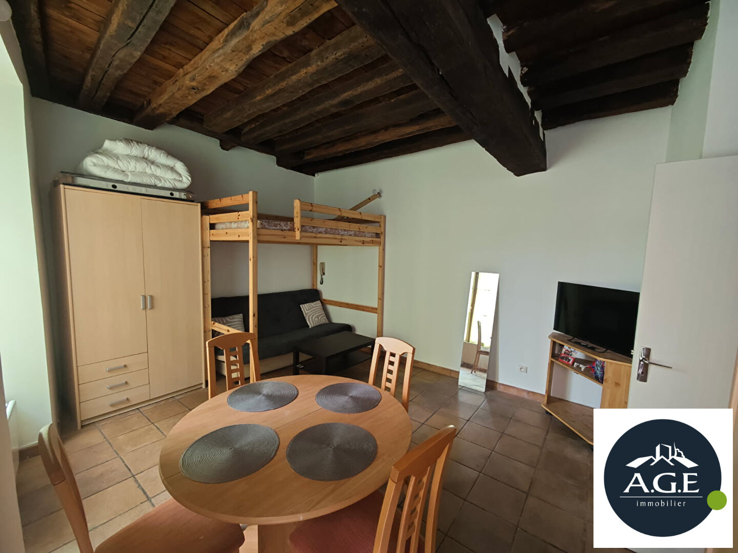 Photo APPARTEMENT CENTRE VILLE GALLARDON image 2/4