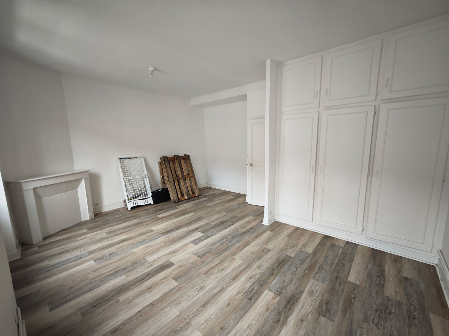 Photo F2 - EPERNON image 3/5